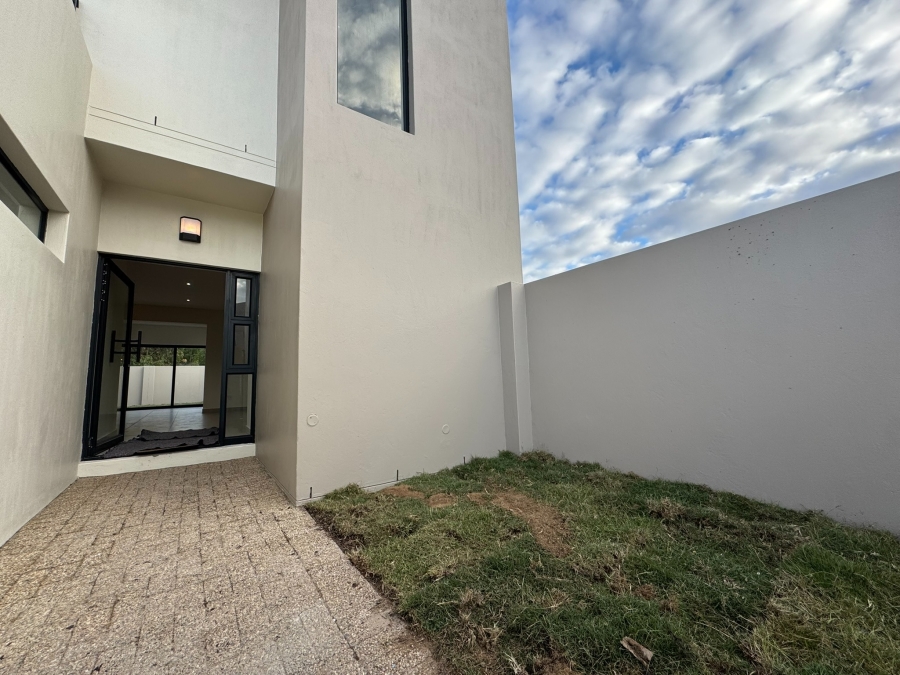 4 Bedroom Property for Sale in Sandown Western Cape
